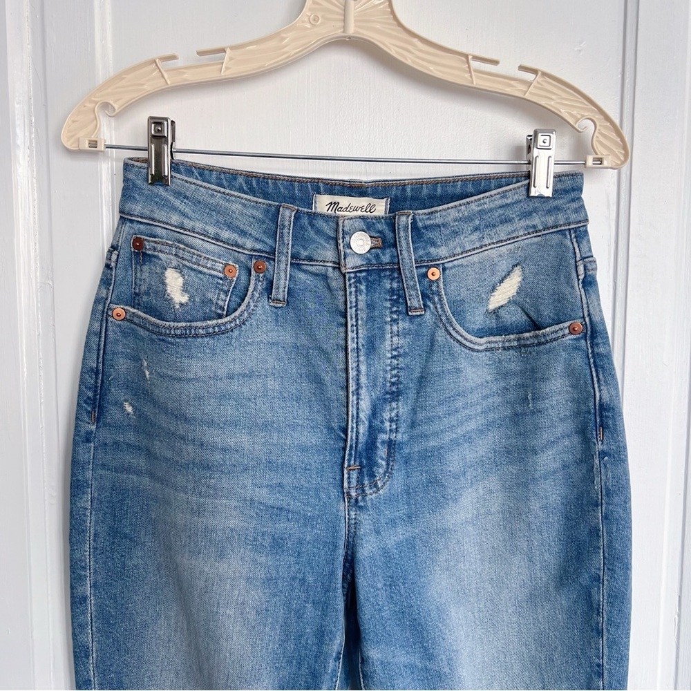 Madewell • The Curvy Perfect Vintage Jean in Denman Wash: Ripped Edition - Picture 3 of 12